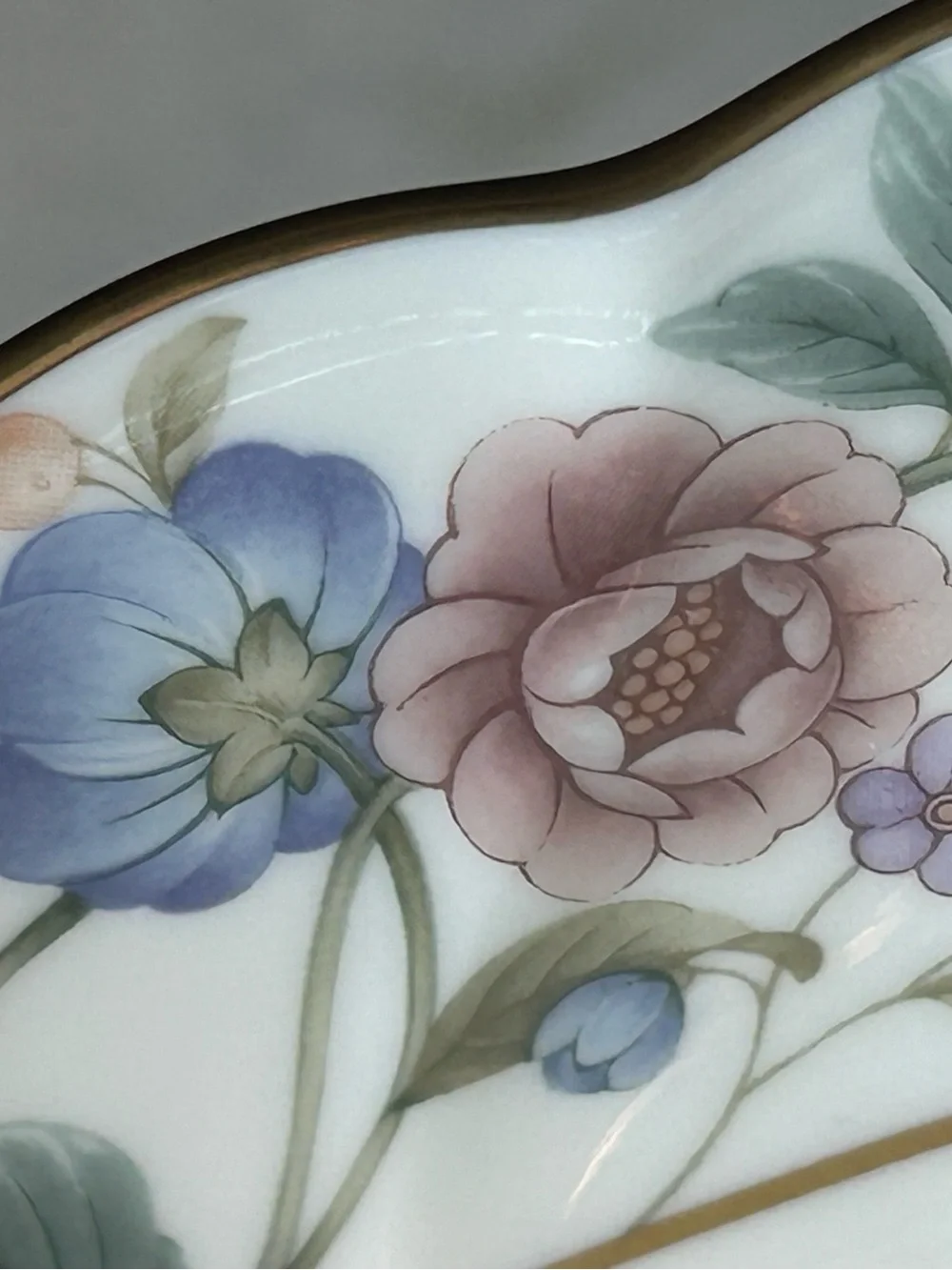 NORITAKE LA PRADA 4703 Bone China Oval Serving Bowl Gold Scalloped Cream Floral